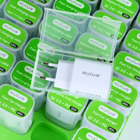 Stand RIXUS cu cabluri si incarcatoare